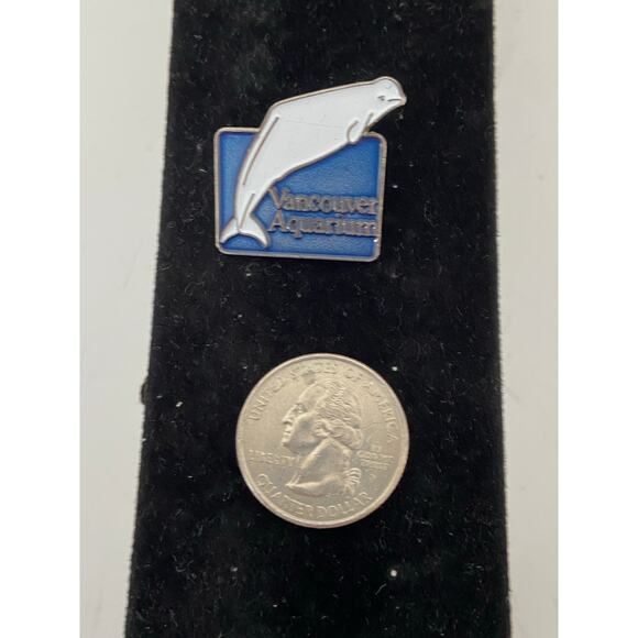 Vancouver Aquarium Collectible Pin - A Piece of History - Picture 2 of 3
